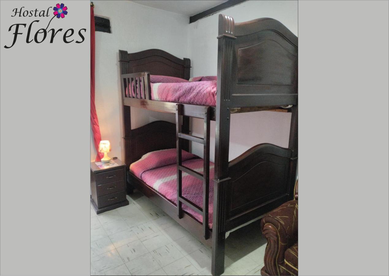 Hostal Flores Кито Екстериор снимка