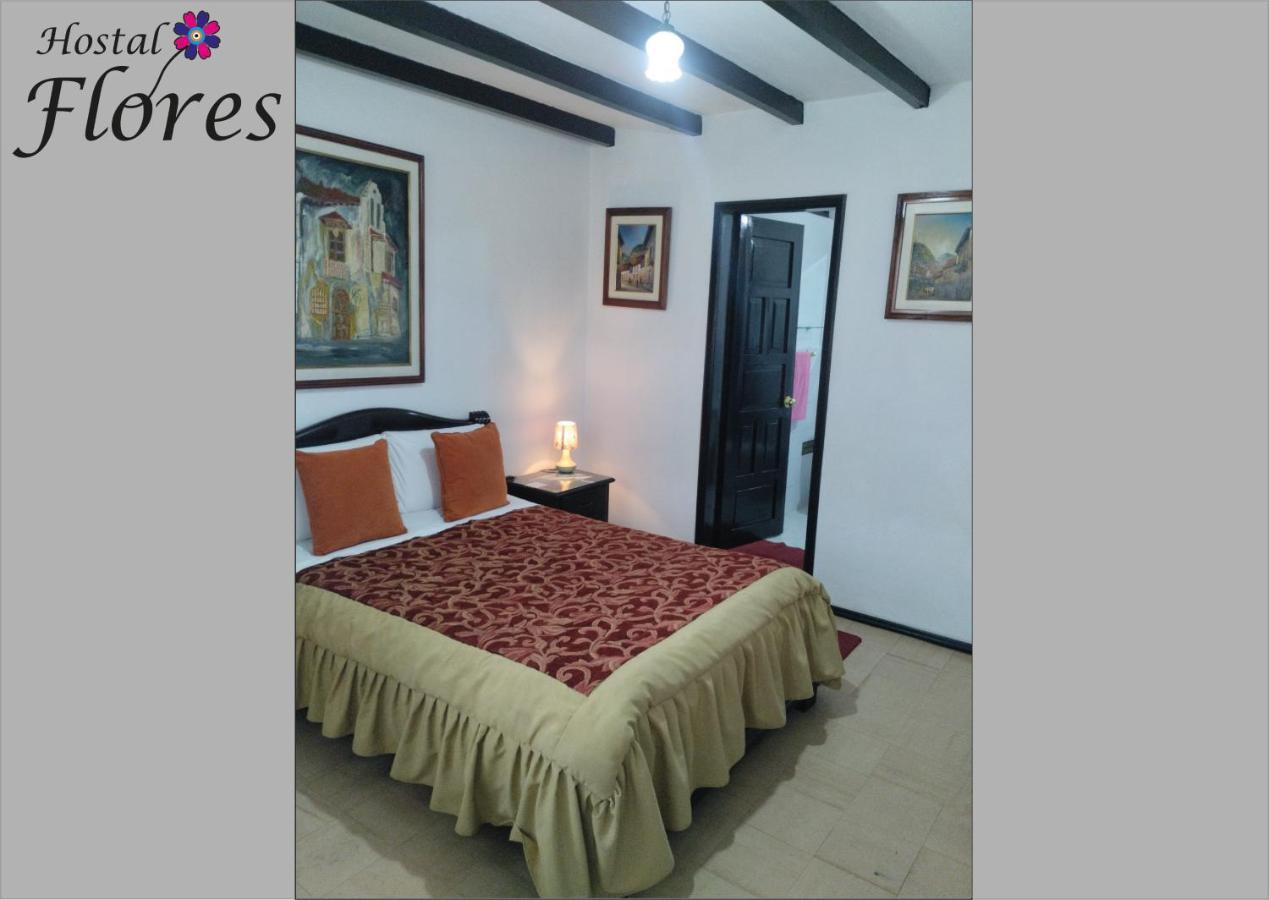 Hostal Flores Кито Екстериор снимка