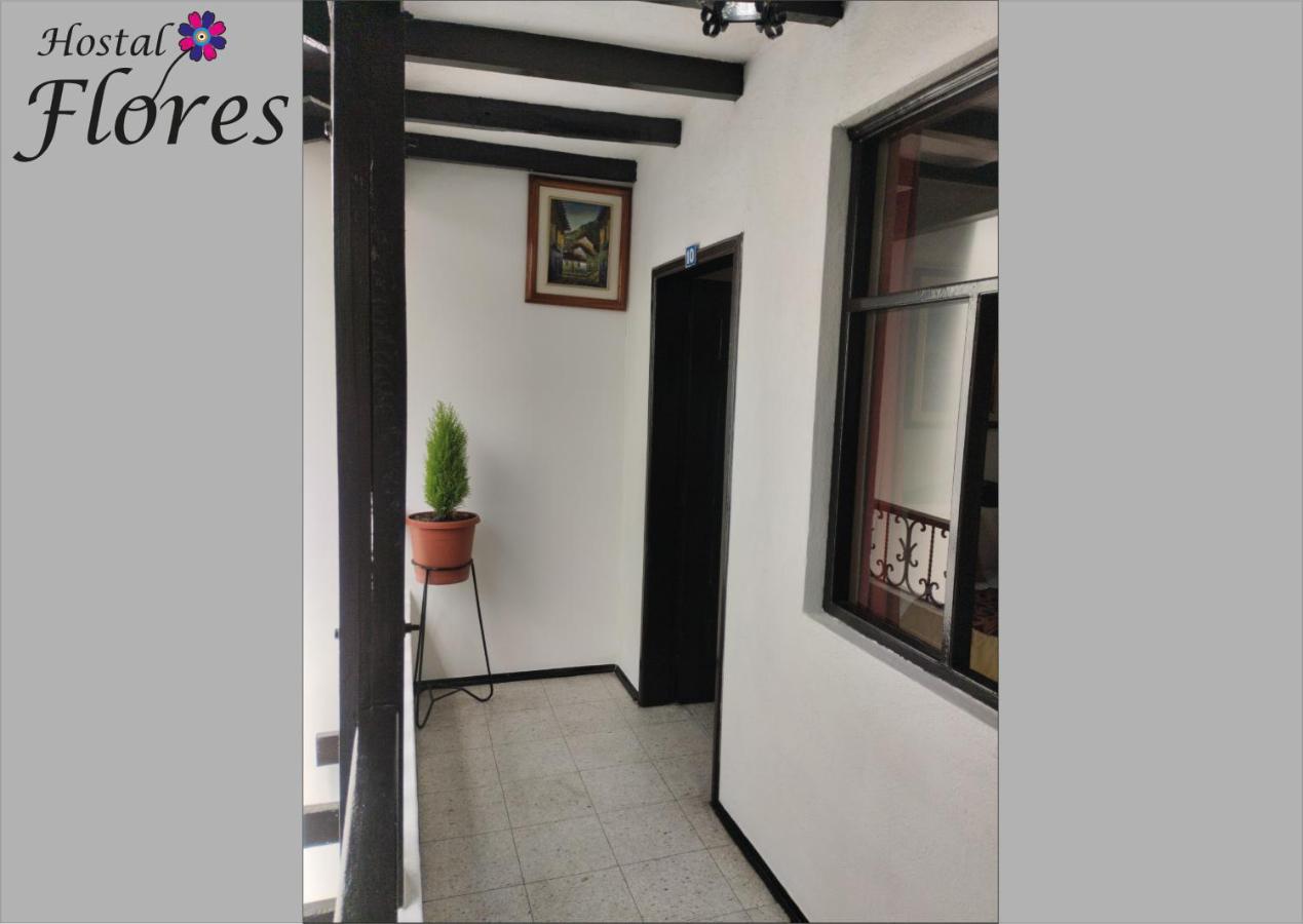 Hostal Flores Кито Екстериор снимка