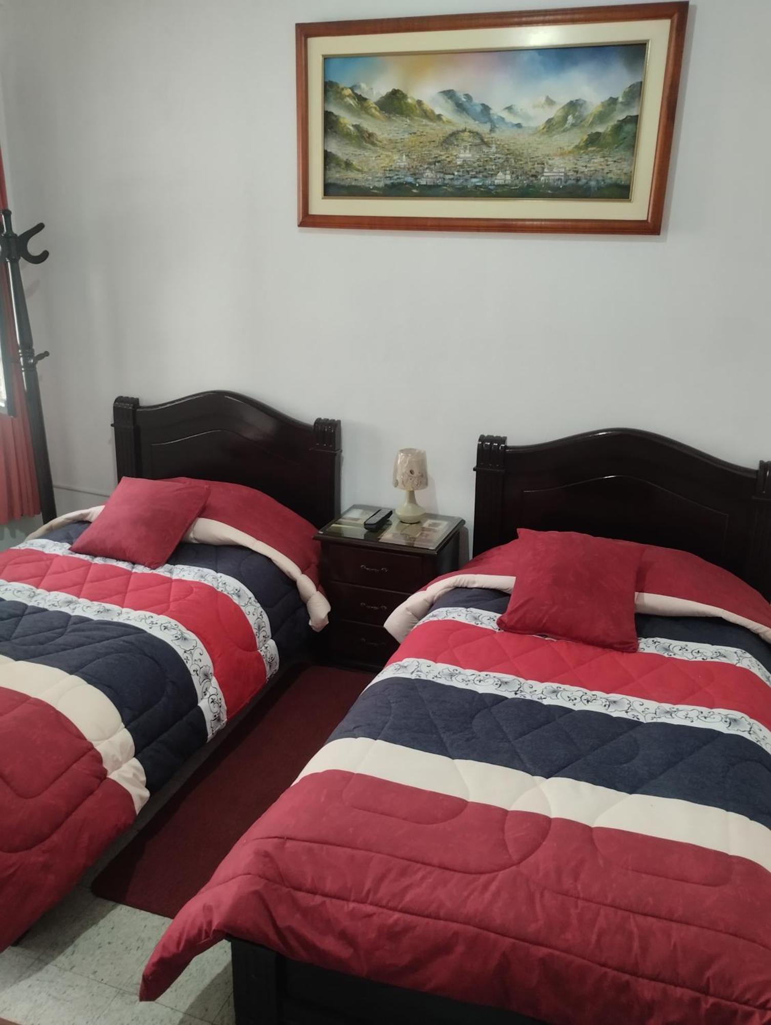Hostal Flores Кито Екстериор снимка