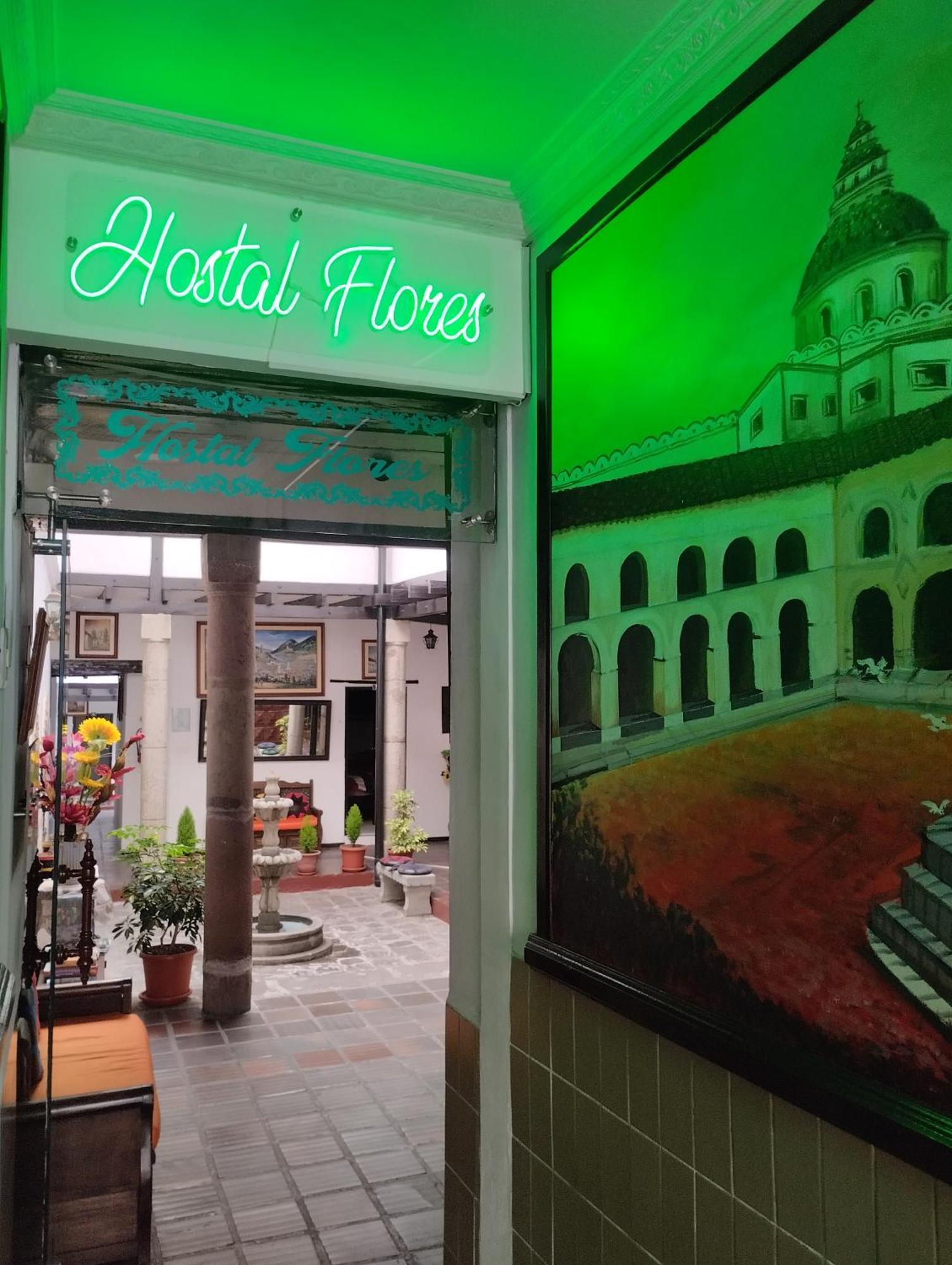 Hostal Flores Кито Екстериор снимка